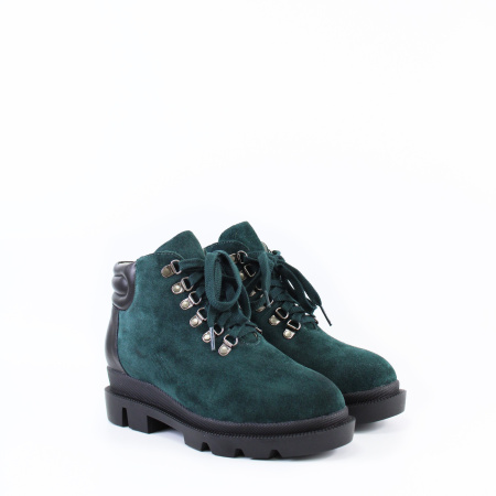 Зеленые ботинки с кожаной пяткой